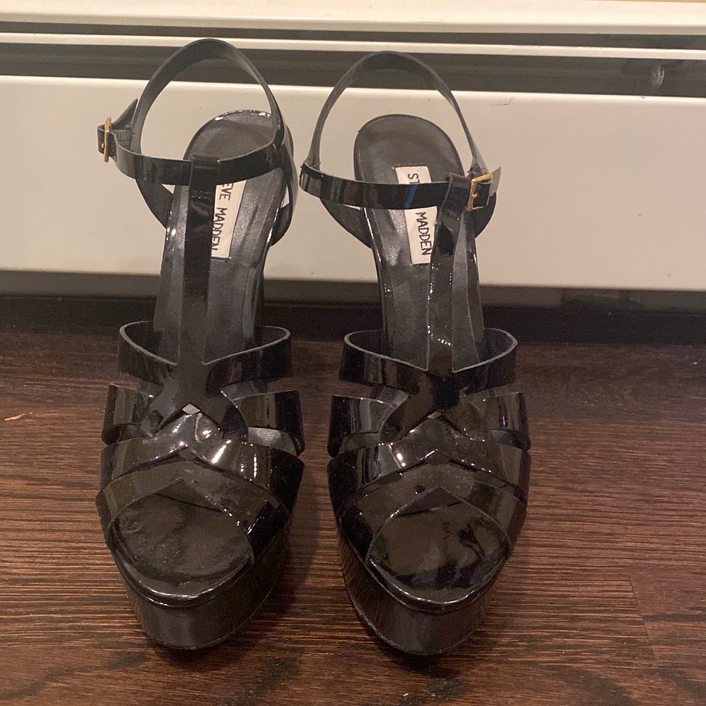 STEVE MADDEN Kadence heel in BLACK patent leather
